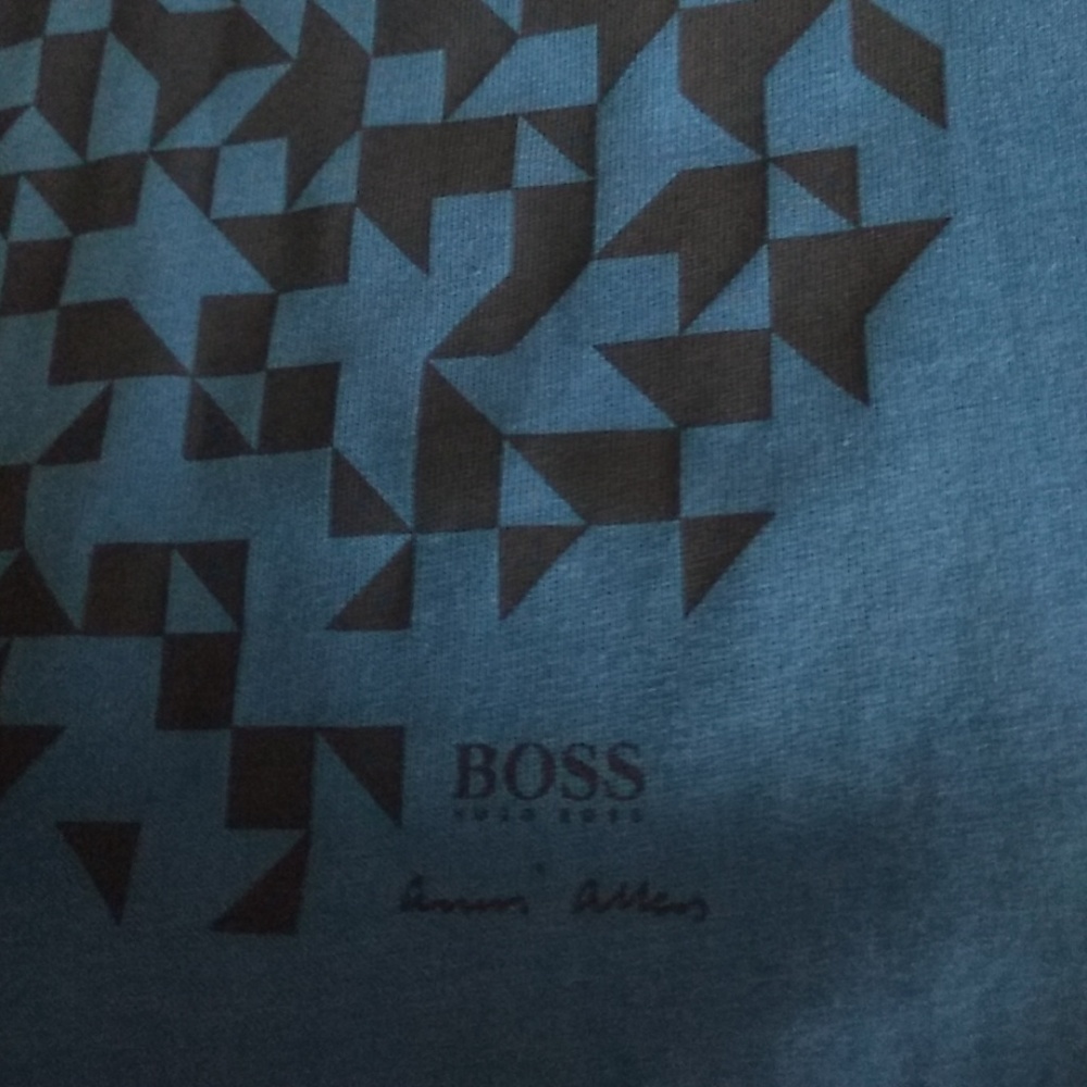 Hugo Boss Shirt - Picture 8 of 8